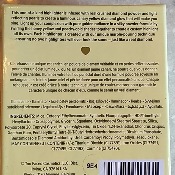 Too faced diamond light highlighter - Picture 2 of 3